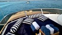 New Beginnings of London -  Flybridge sunpads